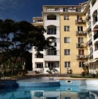 Glory Two-bedroom Apartment-saint Constantine And Helena Святые Константин и Елена